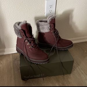 TIMBERLAND WOMENS WATERPROOF BOOTS
